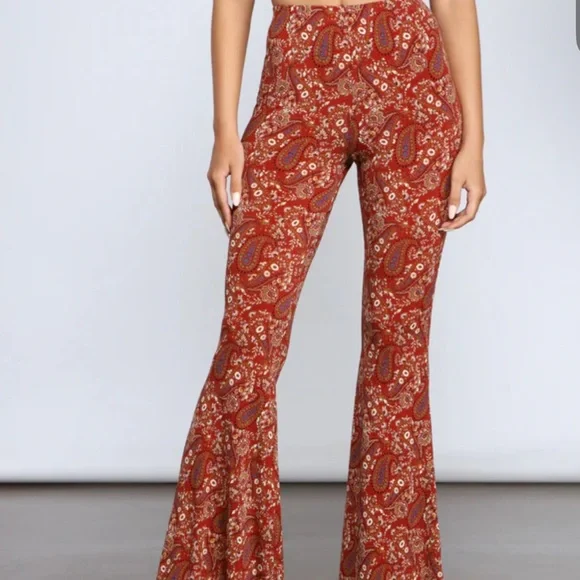 Windsor Paisley Chic High-waist Flare Pants - Picture 2 of 6